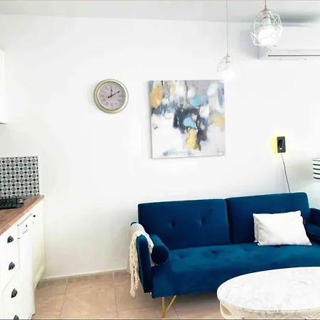 Alazul Jrj * コニル・デ・ラ・フロンテラ