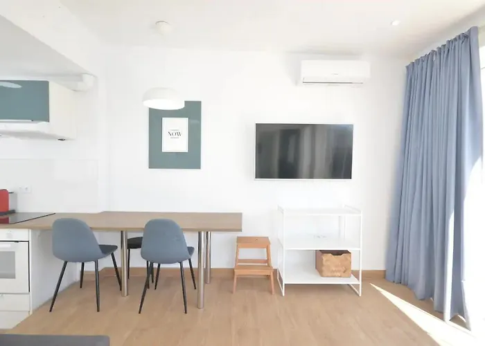 Alazul Jrj コニル・デ・ラ・フロンテラ